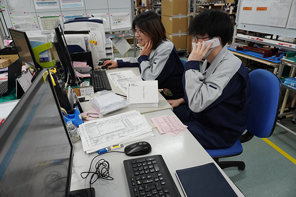 製造事務所スタッフ